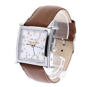 GIRARD PERREGAUX Vintage 1945 25810-11-151-0 Triple calendar Automatic